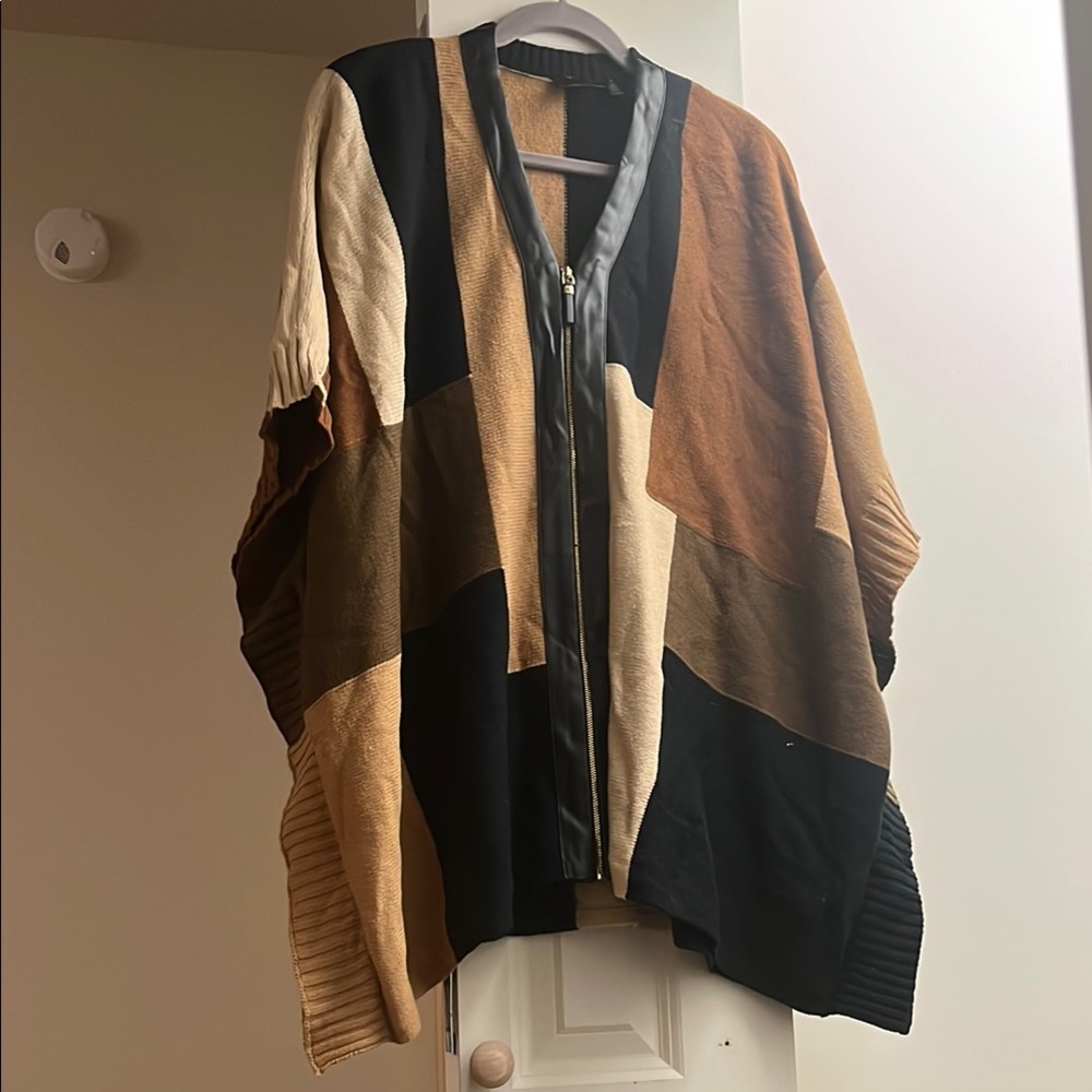Colorblock poncho